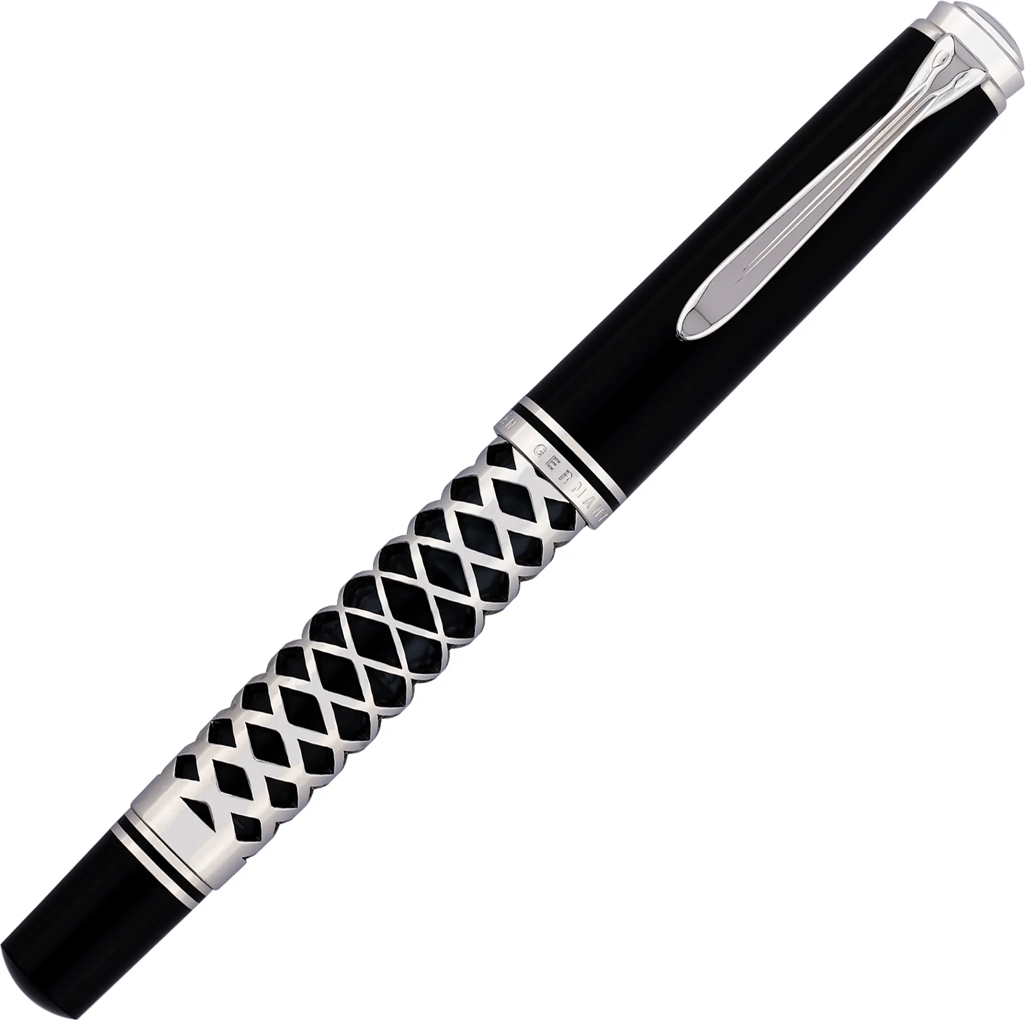 Pelikan Souverän M805 Metal Sleeve Detail